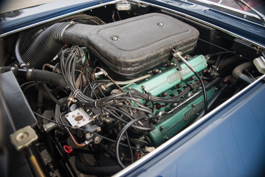Моторный отсек Maserati 5000 GT Coupe 1961 года  (фото 7 из 27)